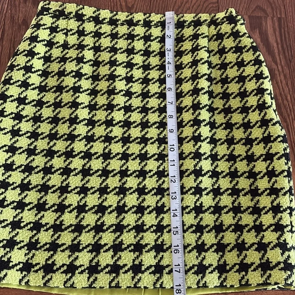 ESCADA wool Houndstooth mini Skirt - Black lime green lined pencil style euro 38